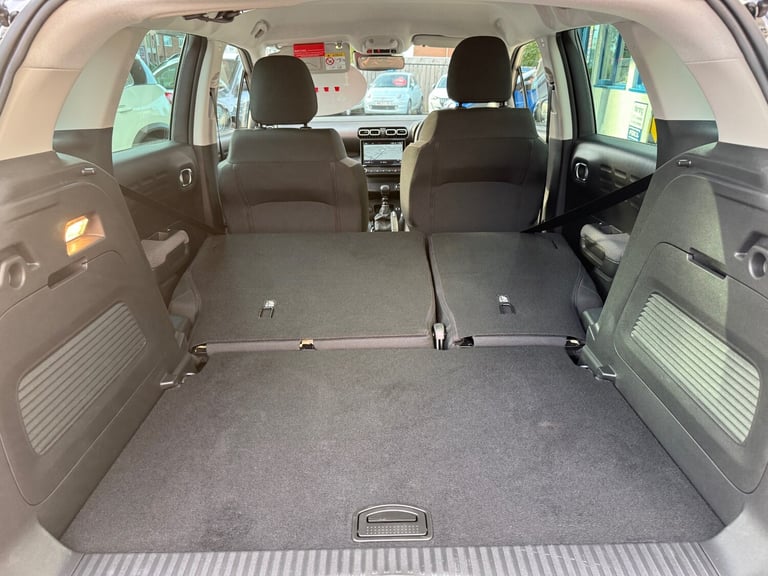 2022 Citroen C3 Aircross 1.5 BlueHDi Shine 5dr, UNDER 2900 MILES, FULL CITROEN SERVICE HISTORY,  ...
