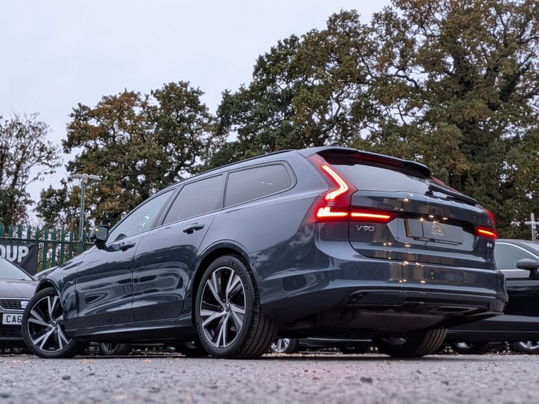 2022 Volvo V90 2.0 B4 MHEV Plus Auto Euro 6 (s/s) 5dr ESTATE Petrol/Electric Hybrid Automatic