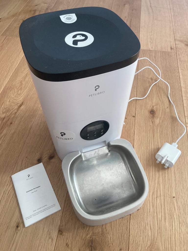 image for Automatic pet feeder