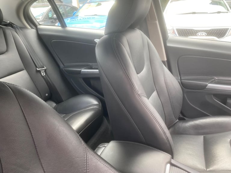 2016 Volvo S60 T3 [152] SE Nav 4dr SALOON PETROL Manual