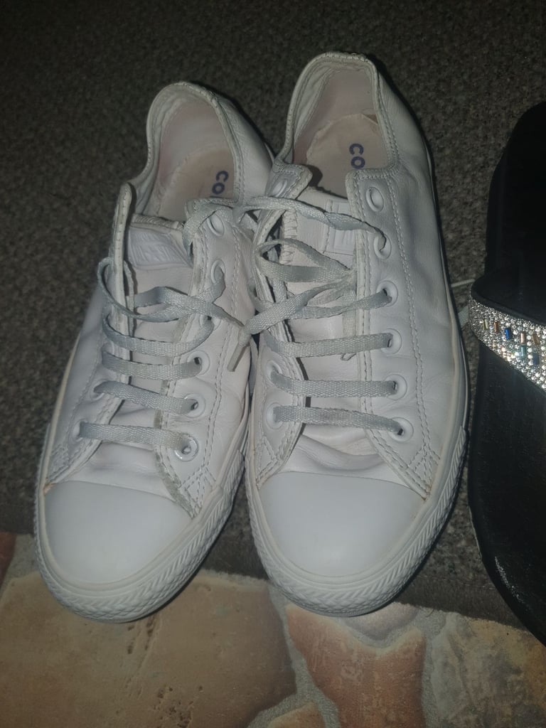 Leather Pumps & Yoga Foam Sandals , Size 7 , Good Condition, Hardly Used, Clean.