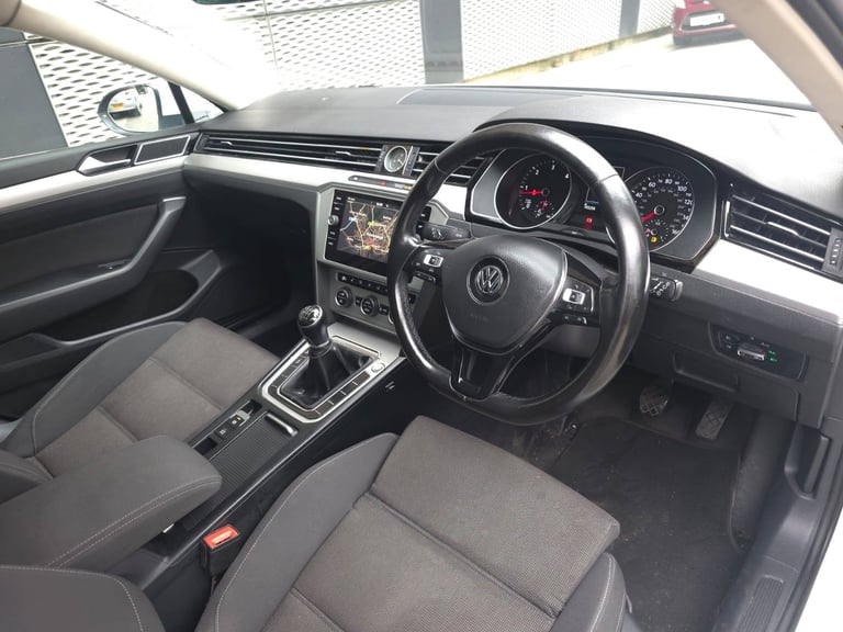 Volkswagen, PASSAT, Estate, 2018, Manual, 1598 (cc), 5 doors