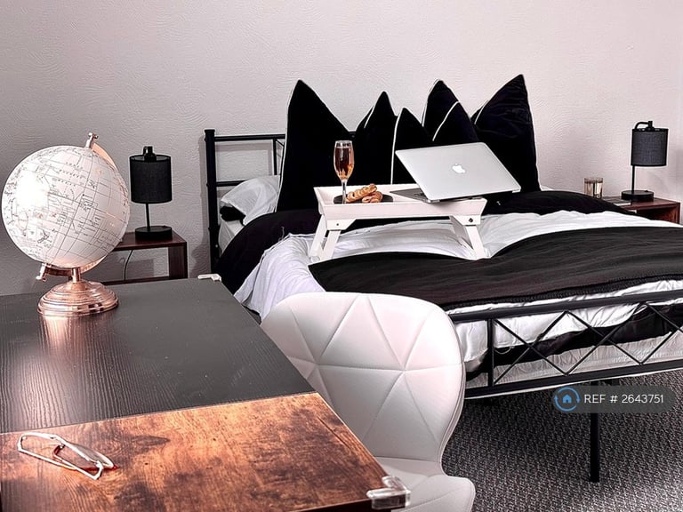 1 bedroom in Linby Street, Burnley, BB10 (#2643751)