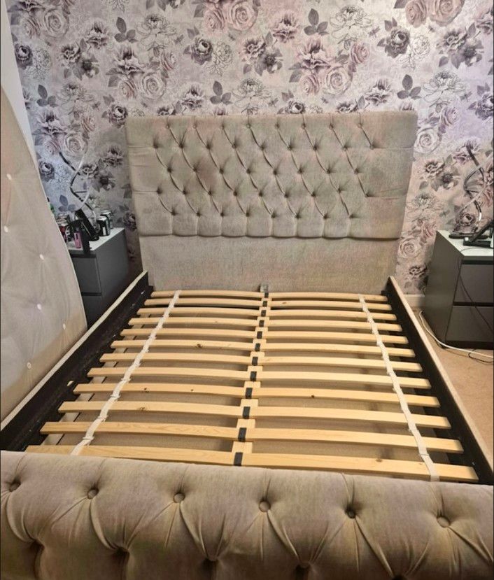 image for Kingsize bed for £95