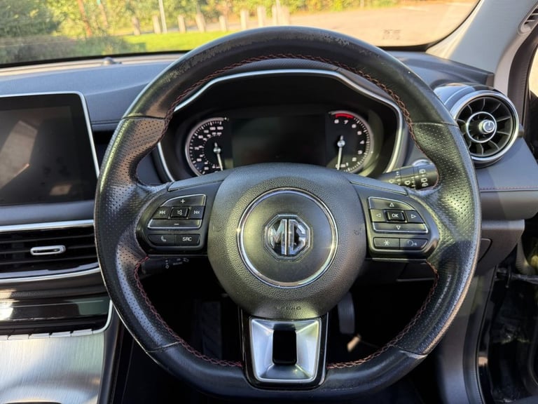 2020 20 MG MG HS 1.5 T-GDI EXCLUSIVE SUV 5DR PETROL MANUAL EURO 6 (S/S) (162 PS)