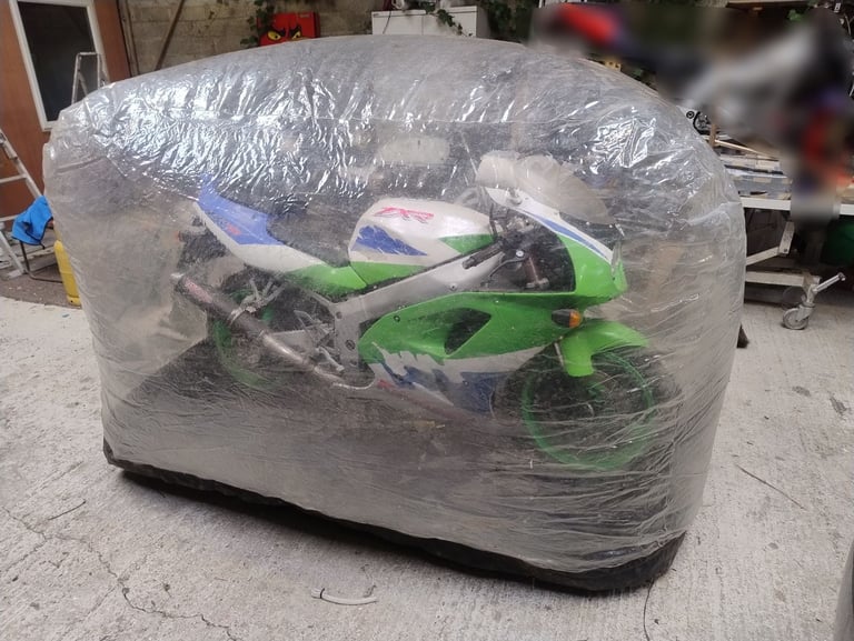 Motorcycle cocoon 
