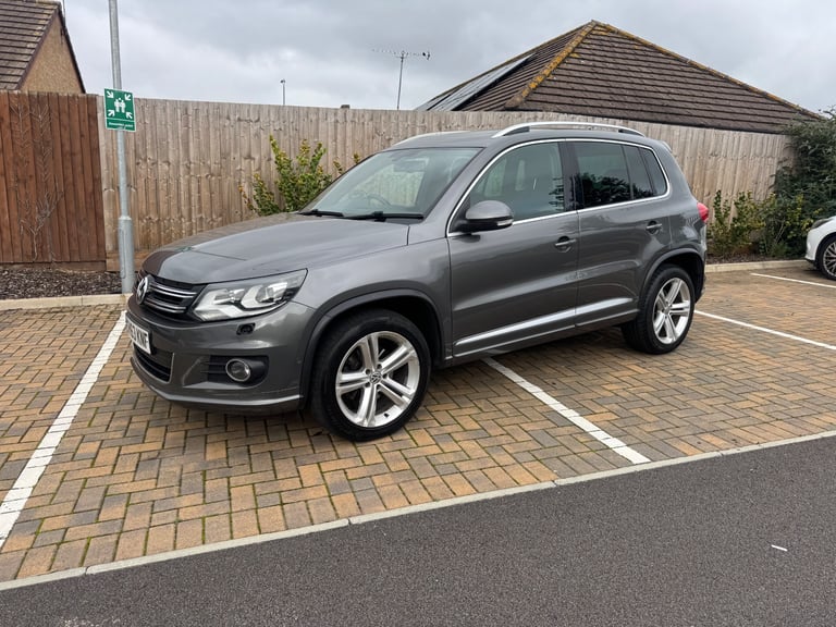 2014 volkswagen Tiguan r line 2.0 tdi 4 motion dsg automatic … px welcome 