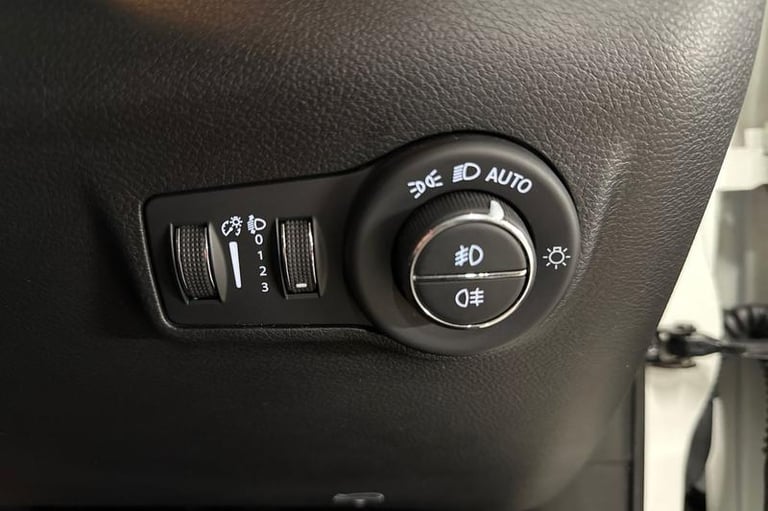 2023 Jeep Compass 1.3 T4 GSE 4xe PHEV S Model 5dr Auto - DIGITAL CLUSTER, KEYLESS GO, BLIND S Sta...