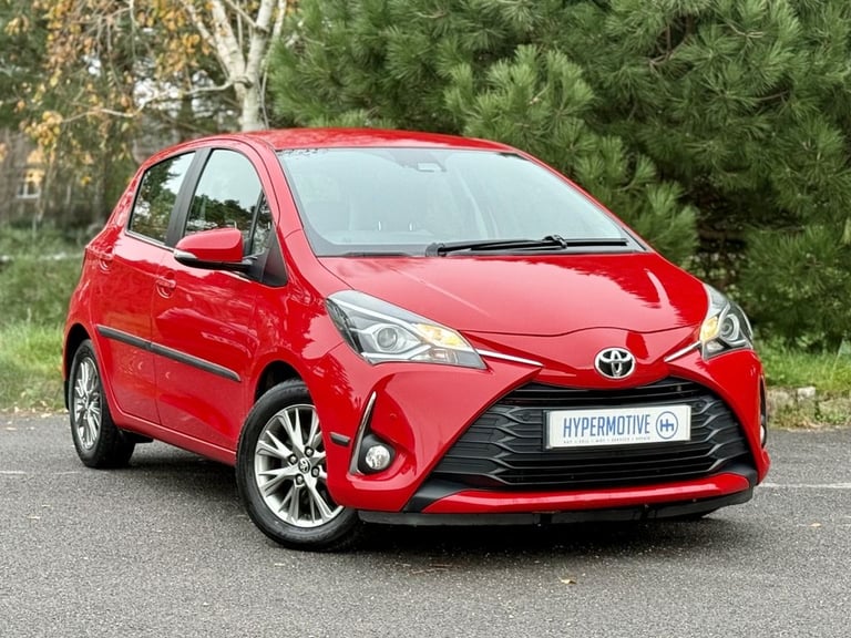 2017 TOYOTA YARIS 1.5 VVT-I ICON TECH HATCH PETROL AUTO Two Owners  Full Hist