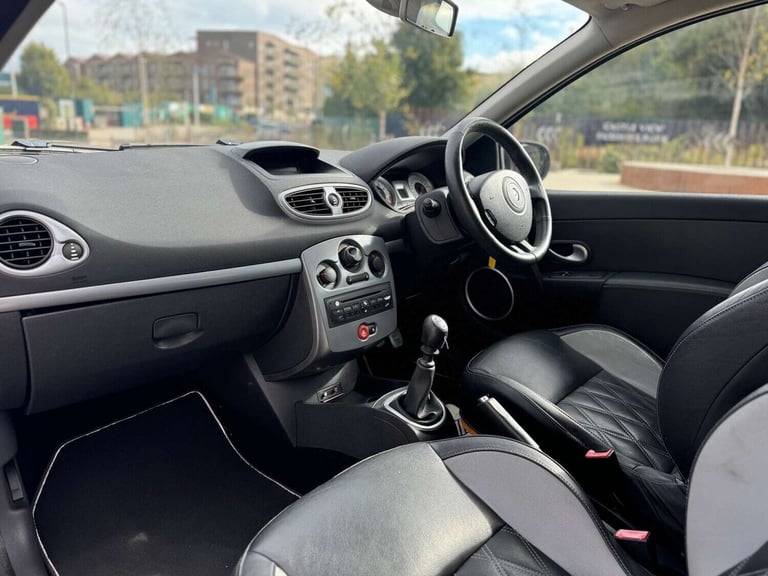 2009 Renault Clio 1.6 VVT 128 GT 3dr HATCHBACK PETROL Manual