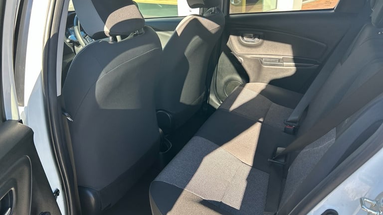 2019 Toyota Yaris 1.5 VVT-i Y20 5dr [Bi-tone] HATCHBACK PETROL Manual