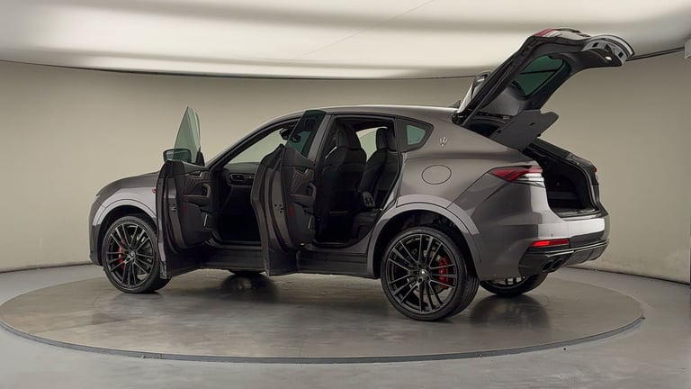 2021 Maserati Levante 3.8 V8 Trofeo SUV 5dr Petrol ZF 4WD Euro 6 (s/s) (580 ps) SUV Petrol Automatic