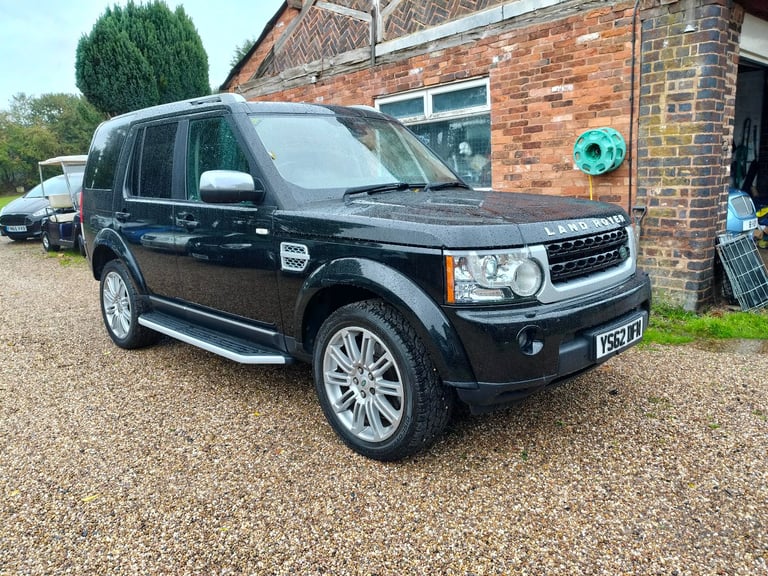 image for Land Rover Discovery 4 HSE Luxury. Cambelt done. F.S.H. MOT October 2026. Lovely example 