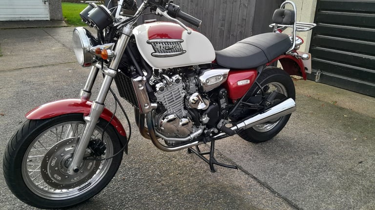 Triumph, THUNDERBIRD, 2002, 885 (cc)