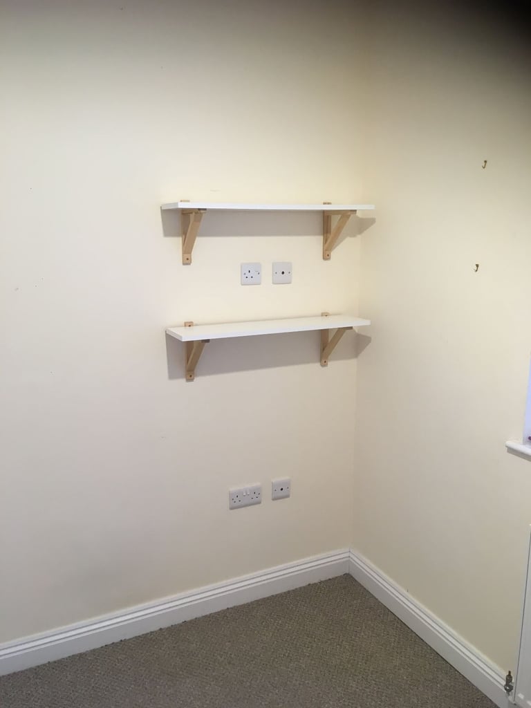 Two bedroom flat for rent in the heart of Ashburton