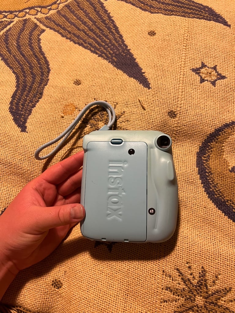Instax Mini 11 Polaroid Camera 