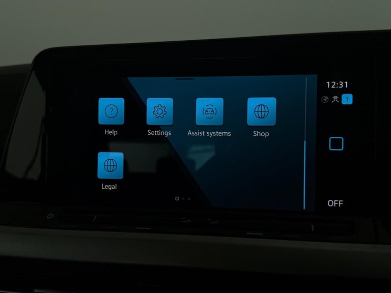 2020 Volkswagen Golf 1.5 TSI Life 5dr HATCHBACK PETROL Manual