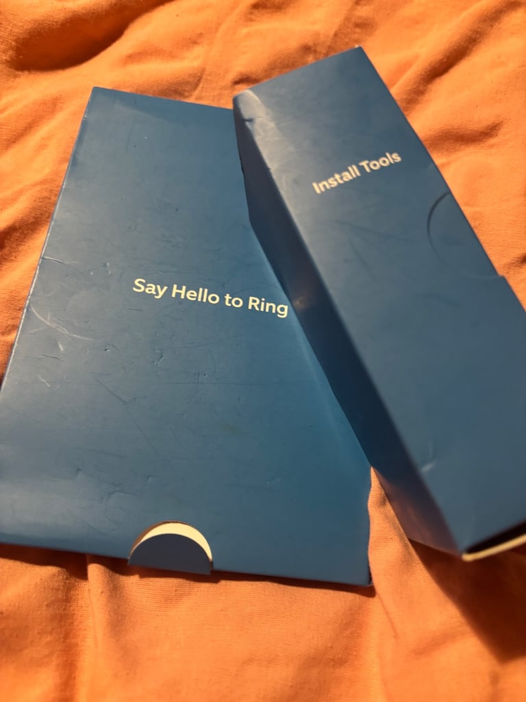 Ring door bell 