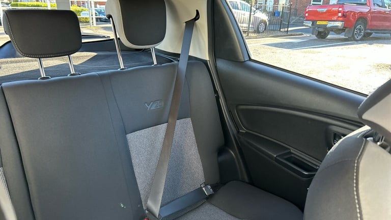 2019 Toyota Yaris 1.5 VVT-i Y20 5dr [Bi-tone] HATCHBACK PETROL Manual