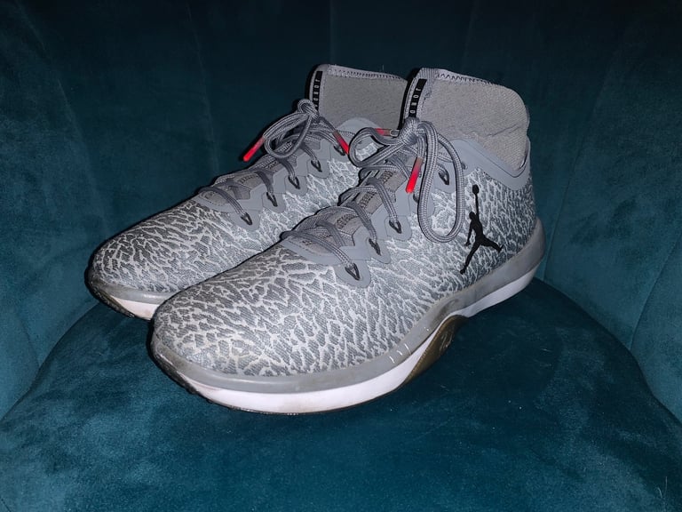 image for Size 12 Grey Mens Jordans 