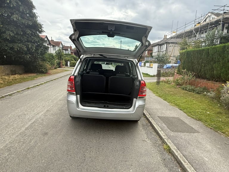 VAUXHALL ZAFIRA 1.6 Exclusive MPV 5 Drs 7-Seater with 11 Months MOT Full-Ser Hist& Low 91K Miles