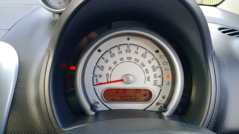 2009 Vauxhall Agila 1.2 16V Design 5dr.*1 OWNER..ONLY 40000 MILES..JULY 26 MOT* HATCHBACK Petrol ...
