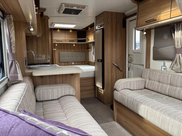 2017 BAILEY UNICORN VALENCIA, 4 BERTH CARAVAN ALDE, A/C, WITH A FIXED BED
