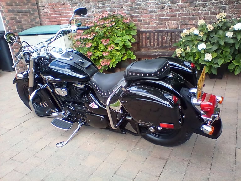 Suzuki, 2008, 400 (cc)