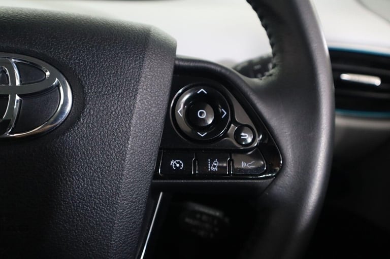2022 Toyota Prius 1.8 VVT-h Excel CVT Euro 6 (s/s) 5dr (15in Alloy) Hatchback PETROL/ELECTRIC Aut...