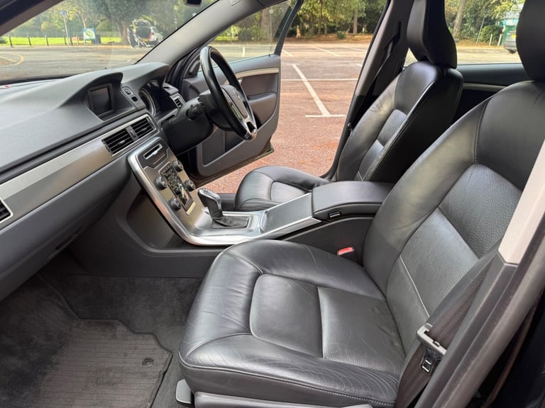 2013 Volvo S80 2.4 D5 [215] SE Nav 4dr Geartronic SALOON DIESEL Automatic