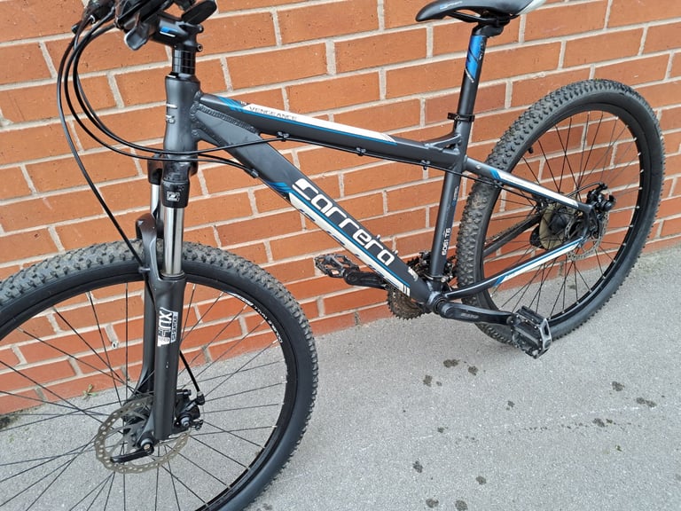 image for Junior's carrera mountain bike good condition 