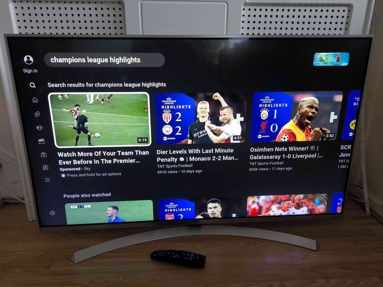 LG 49" Smart 3D 4K Ultra HD HDR WiFi