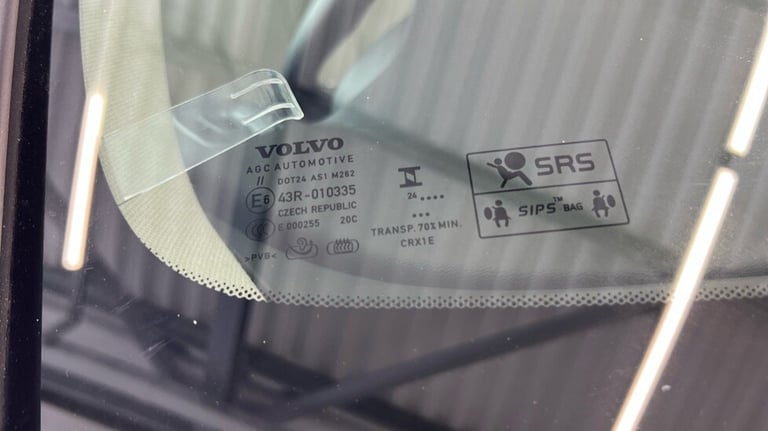 2024 Volvo XC40 Ultra, B3 Mild hybrid, Petrol, Bright (Blond Leather, Panoramic Sunroof) Estate P...