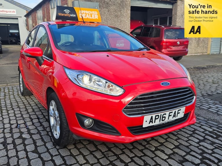 image for 2016 Ford Fiesta 1.25 Petrol Manual Zetec Hatchback 5dr 2 Keys Euro 6 HATCHBACK Petrol Manual