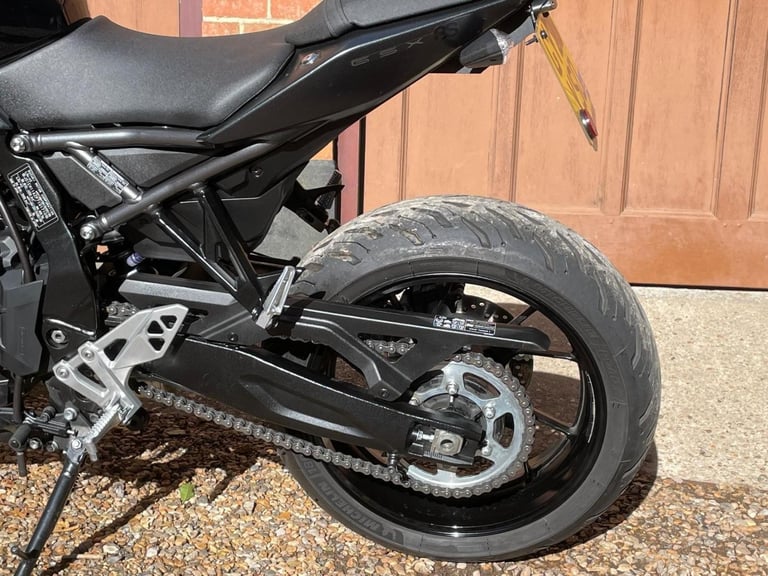 2023 SUZUKI GSX-8S