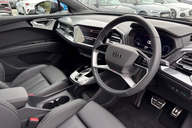 2024 Audi Q4 e-tron Q4 Sportback S line 45 e-tron  210,00 kW SUV ELECTRIC Automatic