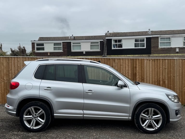 2016 Volkswagen Tiguan 2.0 TDi BlueMotion Tech R-Line Edition 150 5dr DSG ESTATE Diesel Automatic