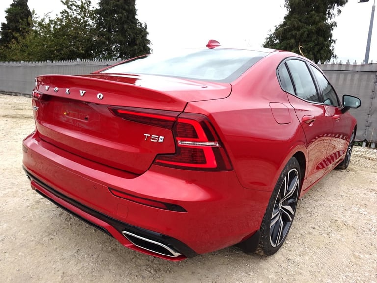 2019 19 REG VOLVO S60 R-DESIGN EDITION T5 AUTO DAMAGED REPAIRABLE SALVAGE