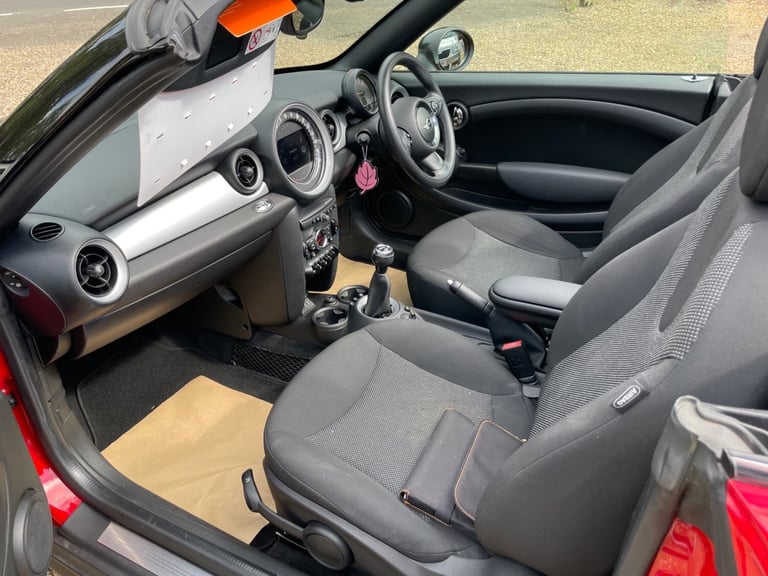 2015 MINI Roadster 1.6 Cooper 2dr CONVERTIBLE Petrol Manual