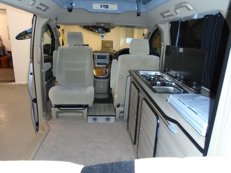2007 TOYOTA ALPHARD CAMPER VAN ,MOTORHOME,~ NEW SIDE KITCHEN~~4 BERTH~ULEZ FREE