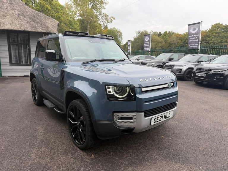 2021 Land Rover Defender 3.0 D250 SE 90 3dr Auto Estate Diesel Automatic