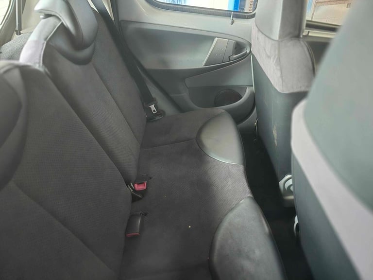 2008 Toyota AYGO 1.0 VVT-i Platinum 5dr [AC] HATCHBACK Petrol Manual