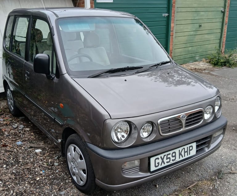 2010 perodua  kenari mpv  995