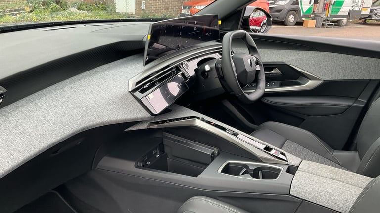 2025 Peugeot 3008 1.2 Hybrid 136 Allure 5dr e-DSC6 Petrol Estate Estate Petrol Automatic