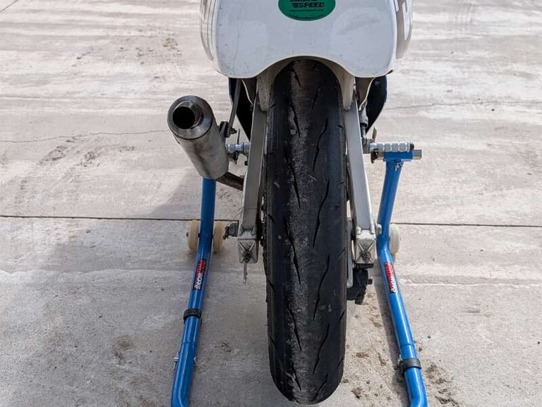  Honda RS125RF Manual