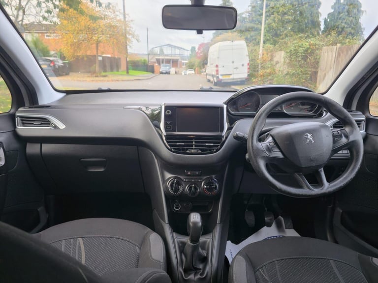 2013 Peugeot 208 1.2 VTi Active 5dr HATCHBACK PETROL Manual