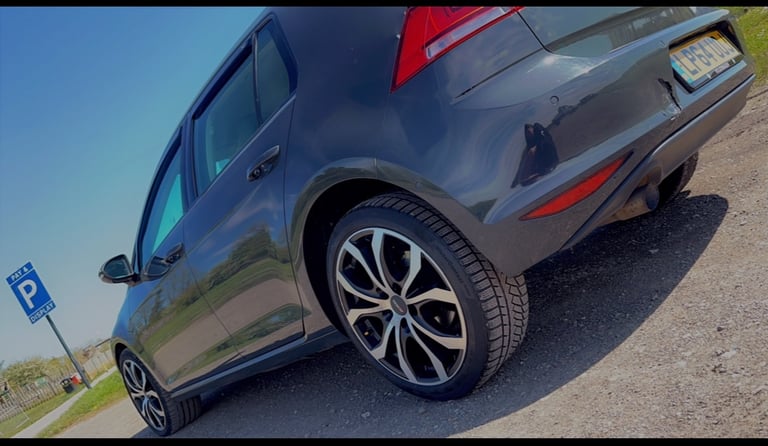 Volkswagen, GOLF, Hatchback, 2015, Manual, 1598 (cc), 5 doors