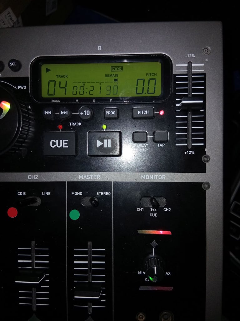 Newmark professional cd mixing console