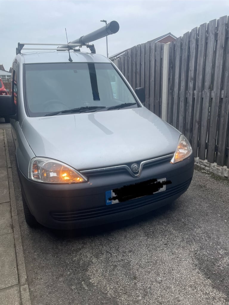 Vauxhall combo 2011