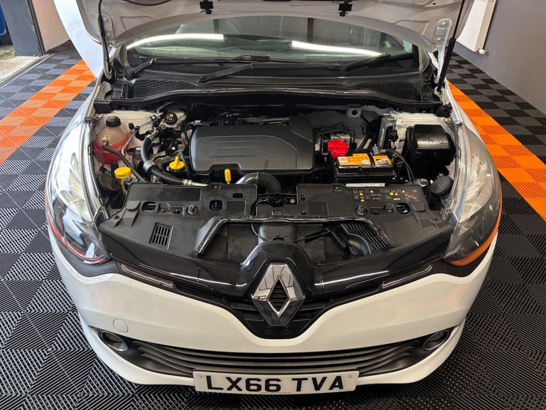 2016 Renault Clio 1.2 16V Play 5dr HATCHBACK Petrol Manual